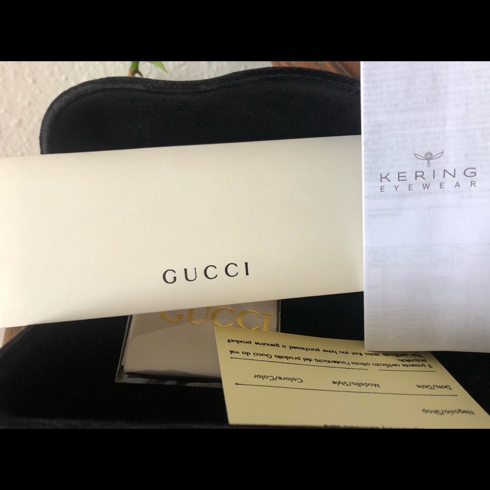 Gucci Red and Green Square Sunglasses - Picture 11 of 11